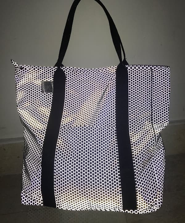 亮银蜂巢印花J9九游会·(中国)首页登录入口包购物袋